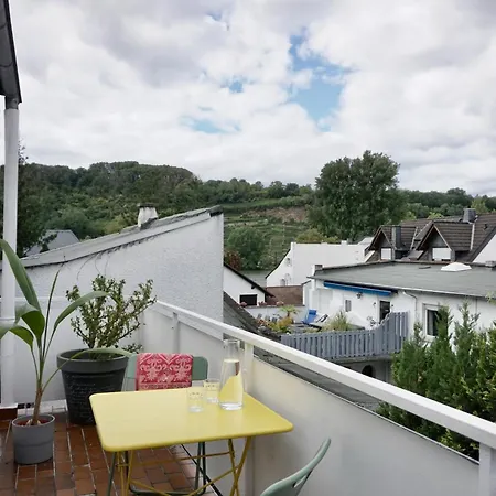 Appartement Neu Gemuetliche Fuer Max 5 Personen Mit Balkon Naehe Mosel Mit Blick Auf Weinberge *