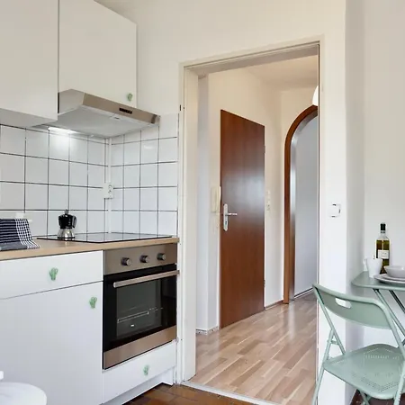 Neu Gemuetliche Fuer Max 5 Personen Mit Balkon Naehe Mosel Mit Blick Auf Weinberge *