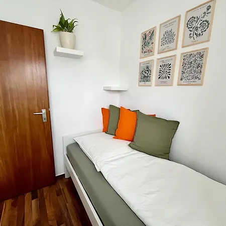 Neu Gemütliche Für Max 5 Personen Mit Balkon Nähe Mosel Mit Blick Auf Weinberge Apartamento *