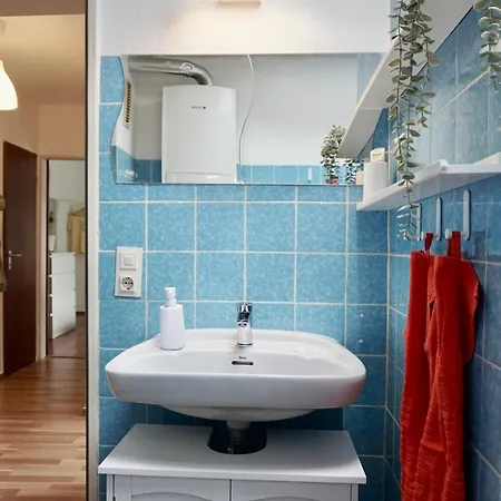 Apartman Neu Gemuetliche Fuer Max 5 Personen Mit Balkon Naehe Mosel Mit Blick Auf Weinberge Koblenz