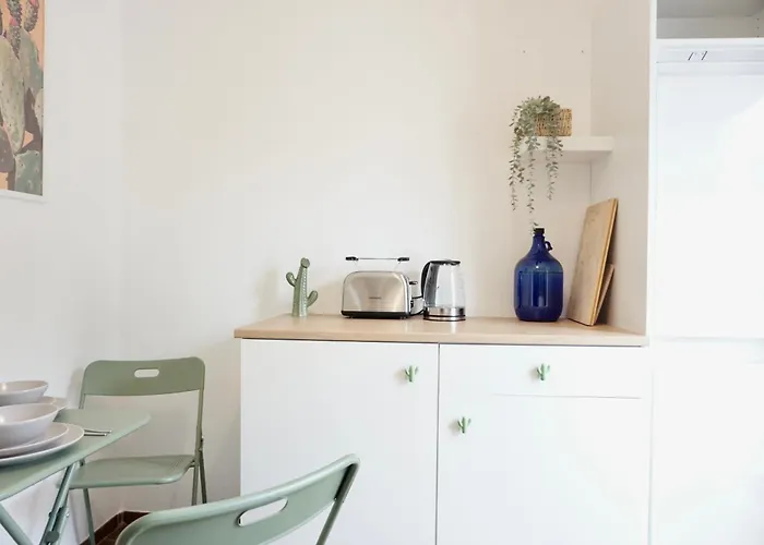 Neu Gemuetliche Fuer Max 5 Personen Mit Balkon Naehe Mosel Mit Blick Auf Weinberge Apartman *